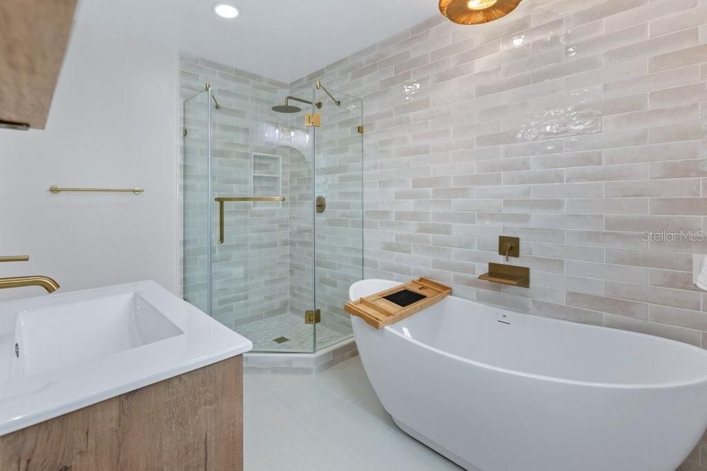 For Sale: $719,000 (3 beds, 2 baths, 1820 Square Feet)