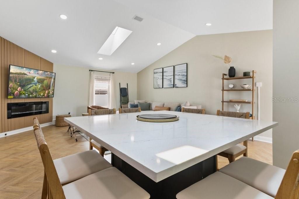 For Sale: $719,000 (3 beds, 2 baths, 1820 Square Feet)