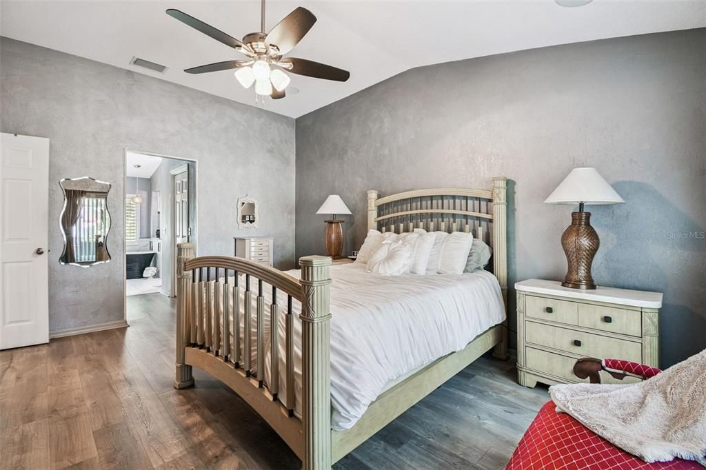 На продажу: $559,900 (4 спален, 3 ванн, 2284 Квадратных фут)