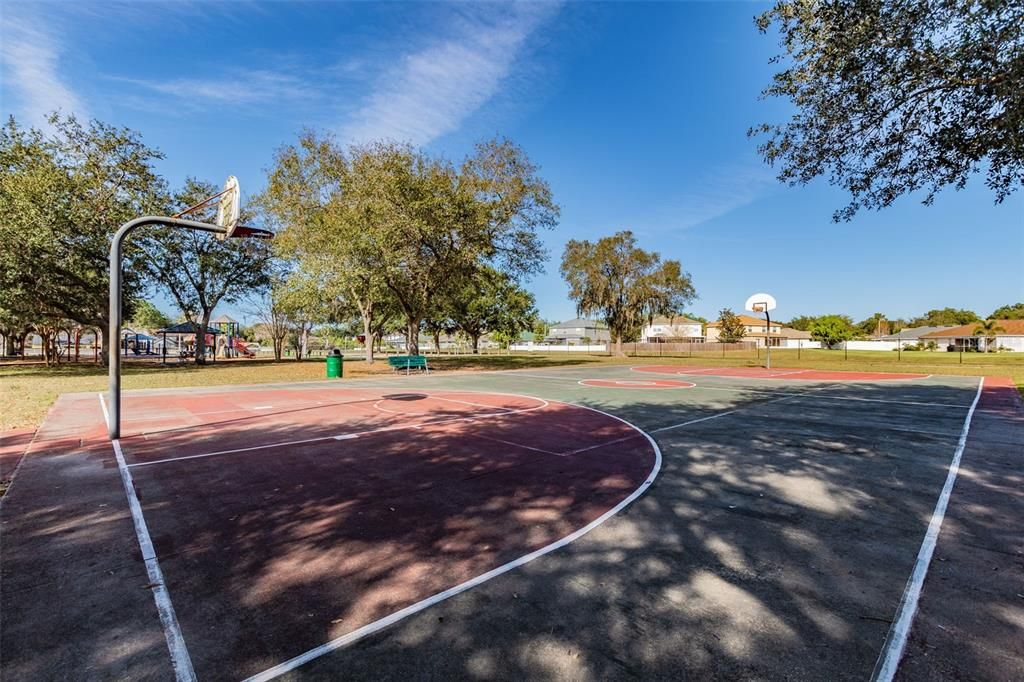 На продажу: $559,900 (4 спален, 3 ванн, 2284 Квадратных фут)