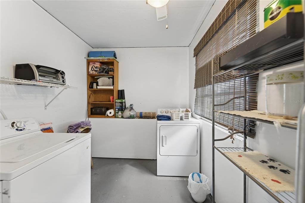 For Sale: $180,000 (2 beds, 1 baths, 1149 Square Feet)