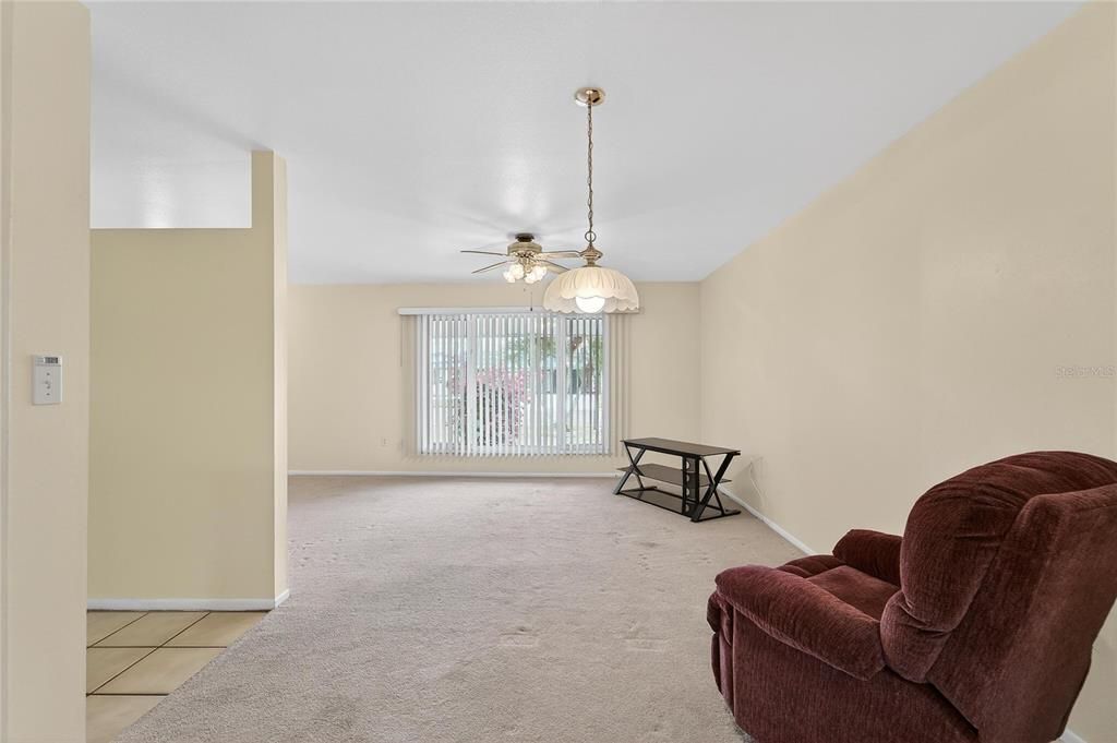 For Sale: $180,000 (2 beds, 1 baths, 1149 Square Feet)