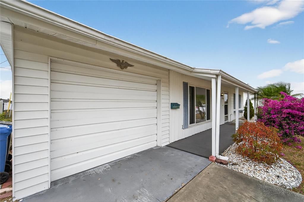 For Sale: $180,000 (2 beds, 1 baths, 1149 Square Feet)