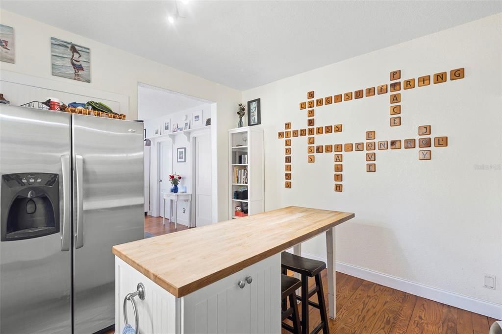 For Sale: $230,000 (3 beds, 1 baths, 1130 Square Feet)