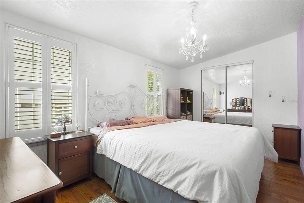 For Sale: $230,000 (3 beds, 1 baths, 1130 Square Feet)