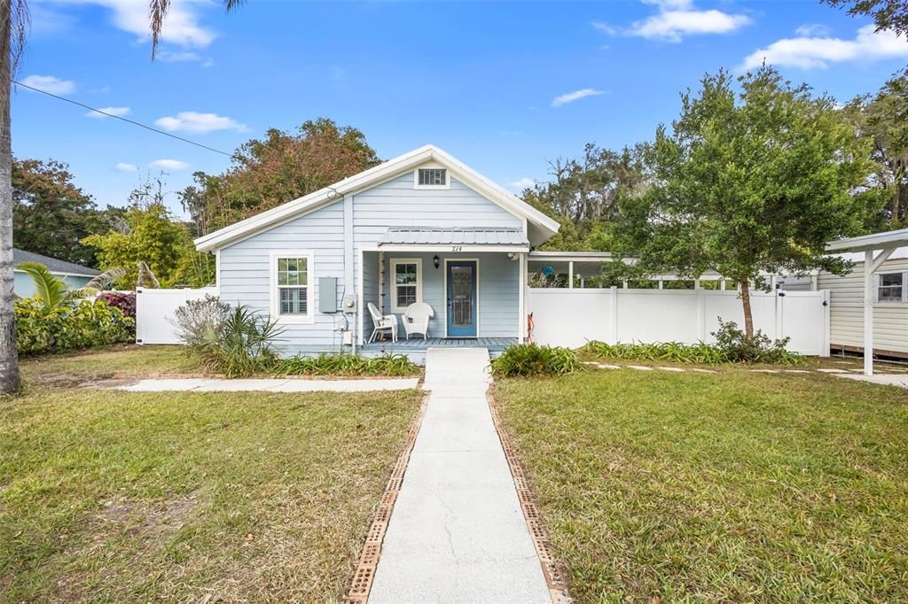 For Sale: $230,000 (3 beds, 1 baths, 1130 Square Feet)