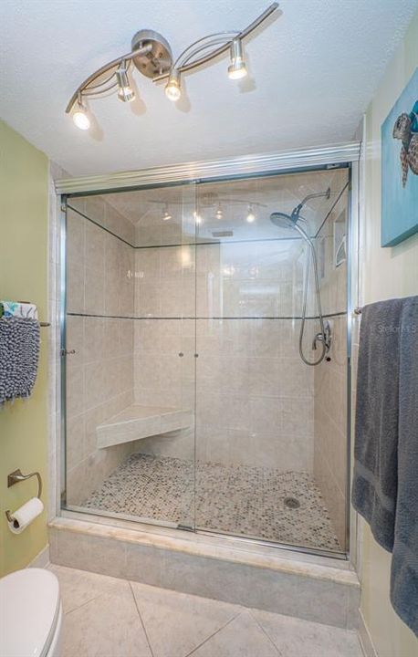 For Sale: $445,000 (2 beds, 2 baths, 1236 Square Feet)