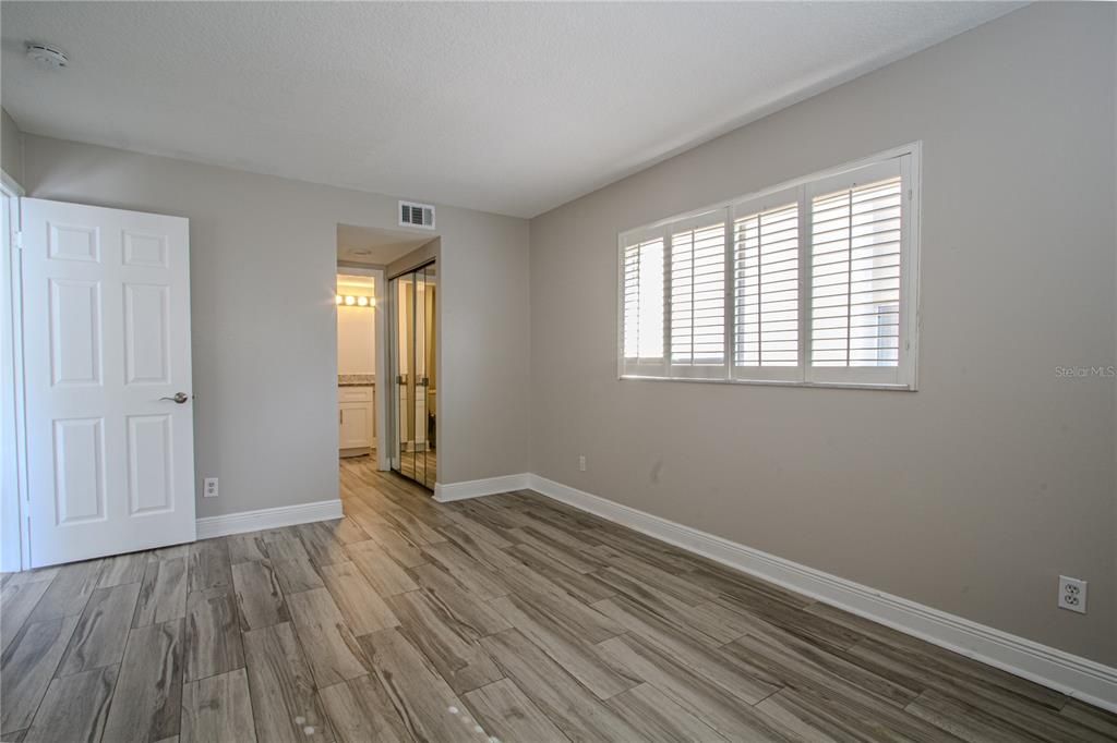 На продажу: $239,000 (2 спален, 2 ванн, 938 Квадратных фут)