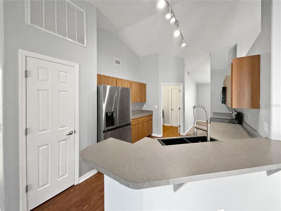 En Venta: $307,000 (3 camas, 2 baños, 1757 Pies cuadrados)