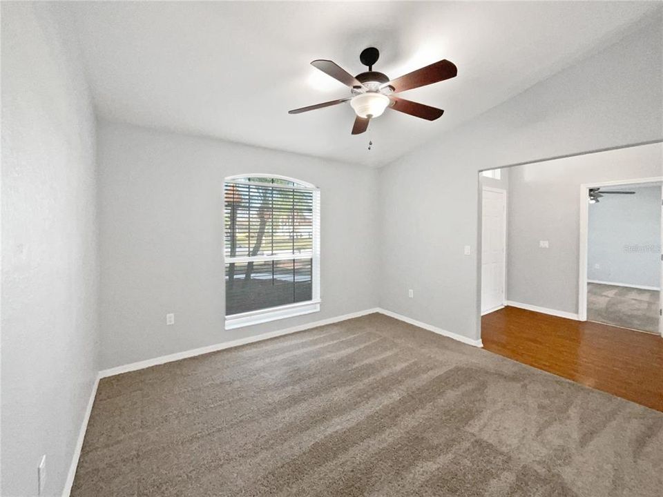 En Venta: $307,000 (3 camas, 2 baños, 1757 Pies cuadrados)