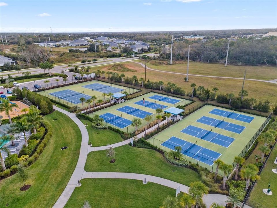 На продажу: $629,000 (4 спален, 2 ванн, 2466 Квадратных фут)