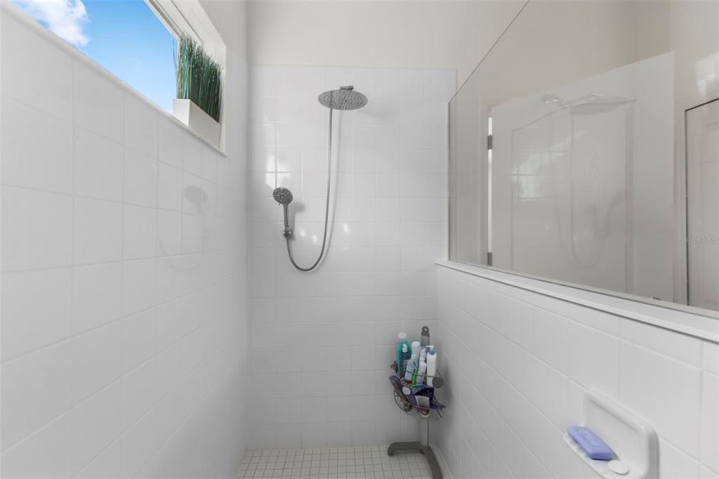 На продажу: $629,000 (4 спален, 2 ванн, 2466 Квадратных фут)