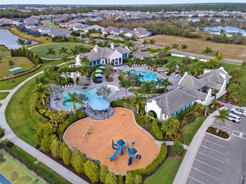 На продажу: $629,000 (4 спален, 2 ванн, 2466 Квадратных фут)