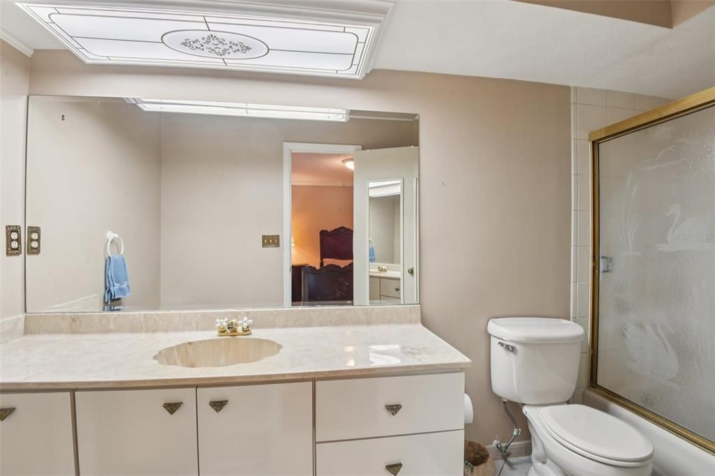 En Venta: $519,900 (3 camas, 2 baños, 1658 Pies cuadrados)