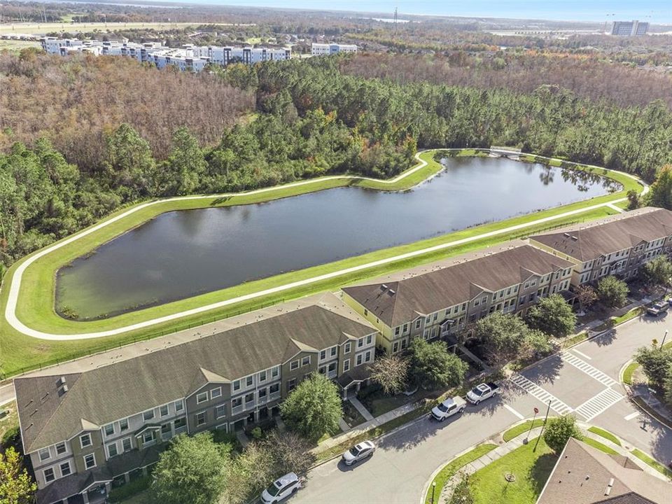 En Venta: $410,000 (3 camas, 2 baños, 2288 Pies cuadrados)