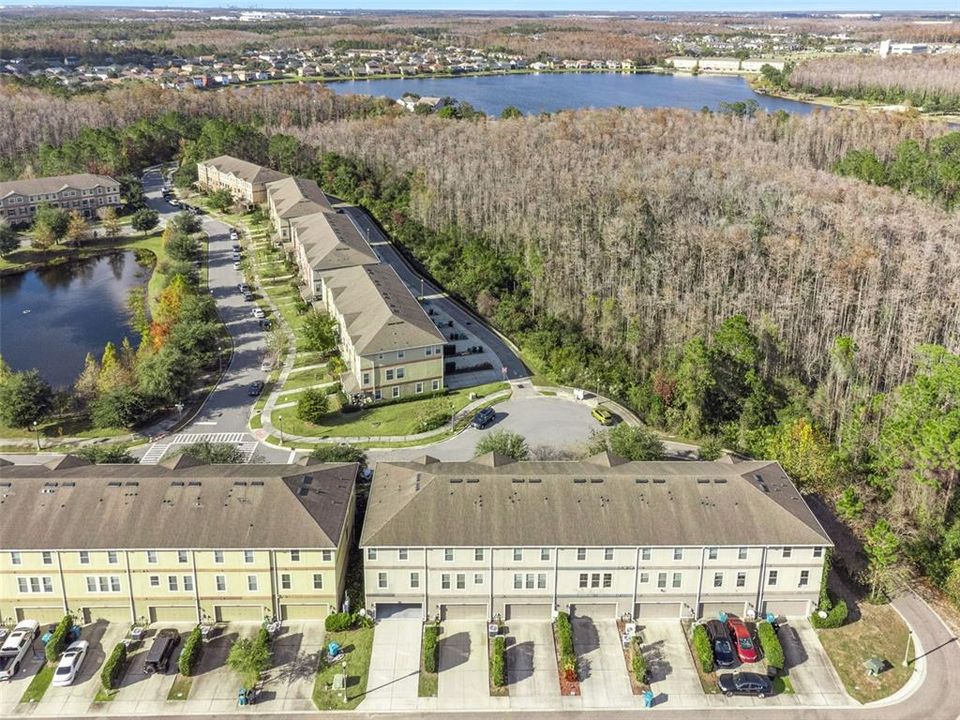 En Venta: $410,000 (3 camas, 2 baños, 2288 Pies cuadrados)