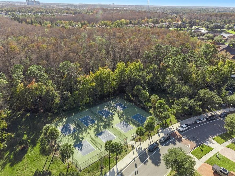 En Venta: $410,000 (3 camas, 2 baños, 2288 Pies cuadrados)