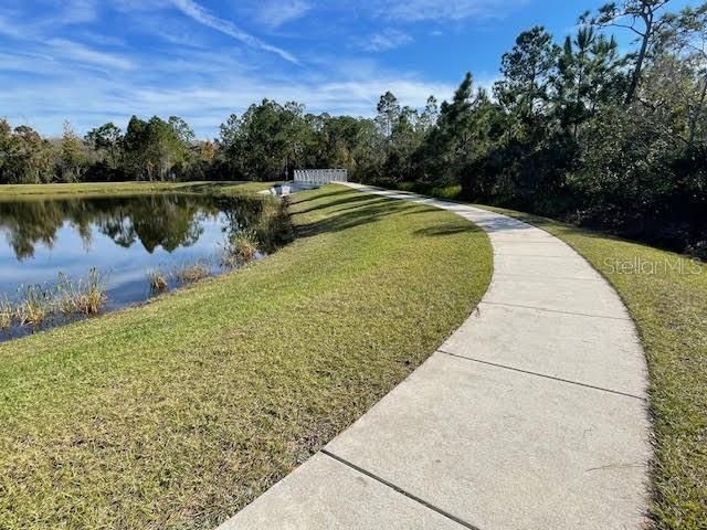 En Venta: $410,000 (3 camas, 2 baños, 2288 Pies cuadrados)