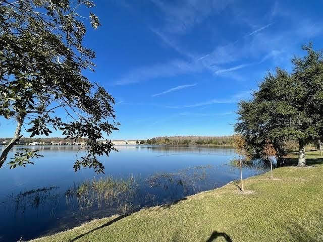 En Venta: $410,000 (3 camas, 2 baños, 2288 Pies cuadrados)