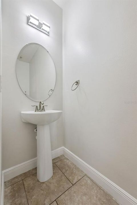 En Venta: $410,000 (3 camas, 2 baños, 2288 Pies cuadrados)