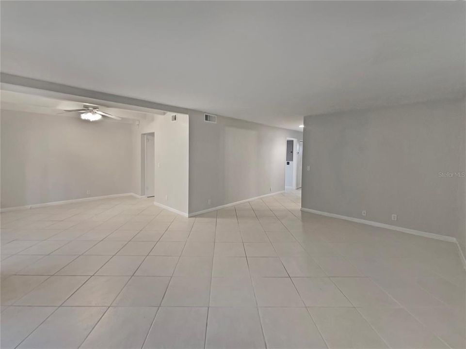 For Sale: $141,000 (2 beds, 2 baths, 1703 Square Feet)