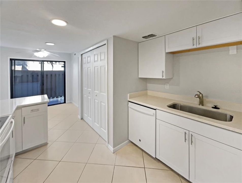 For Sale: $141,000 (2 beds, 2 baths, 1703 Square Feet)