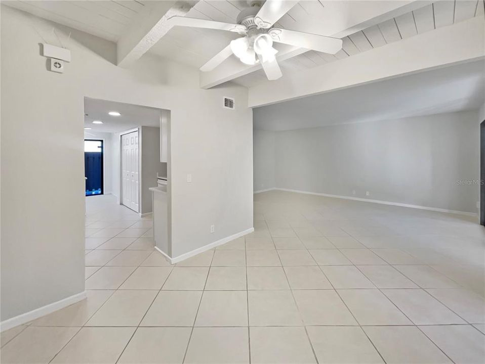 For Sale: $141,000 (2 beds, 2 baths, 1703 Square Feet)