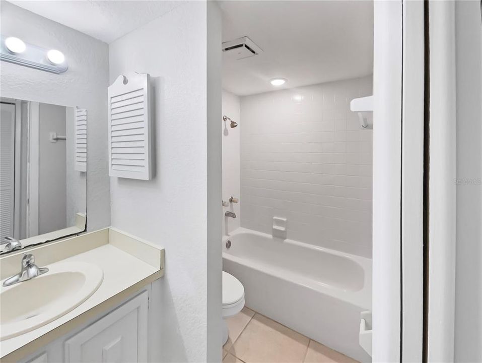 For Sale: $141,000 (2 beds, 2 baths, 1703 Square Feet)