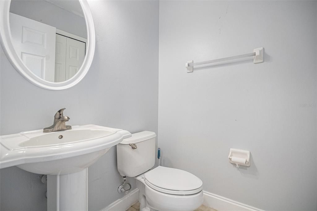 For Sale: $625,000 (4 beds, 2 baths, 2453 Square Feet)