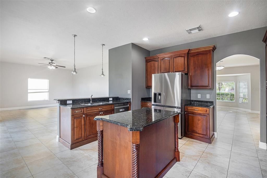 For Sale: $625,000 (4 beds, 2 baths, 2453 Square Feet)