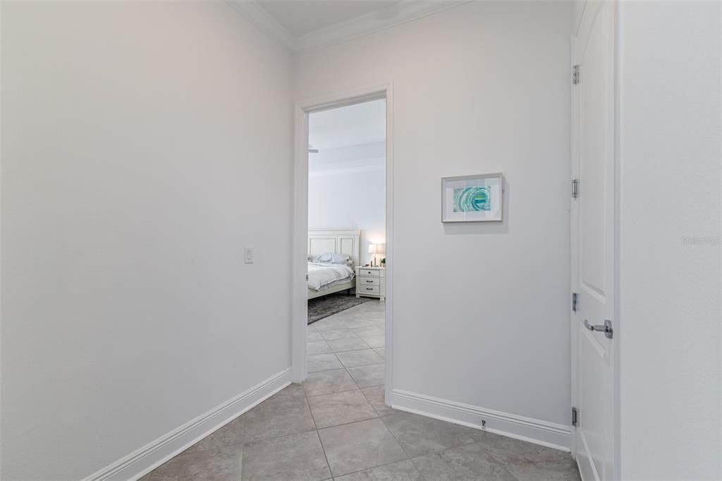 En Venta: $780,000 (4 camas, 3 baños, 2615 Pies cuadrados)