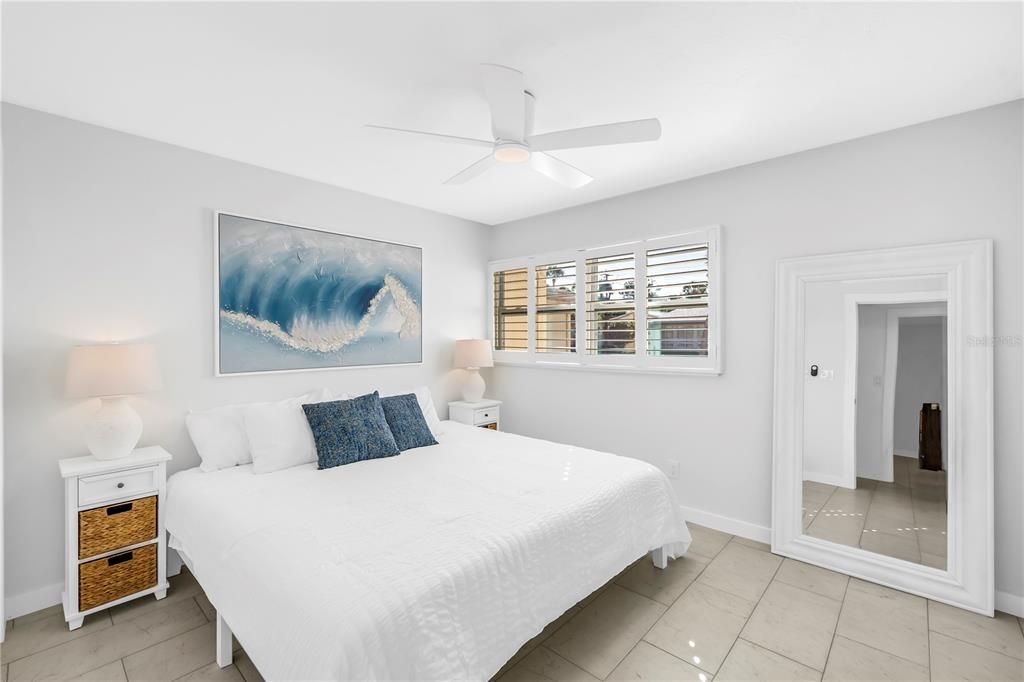 出租: $3,850 (2 贝兹, 2 浴室, 1160 平方英尺)