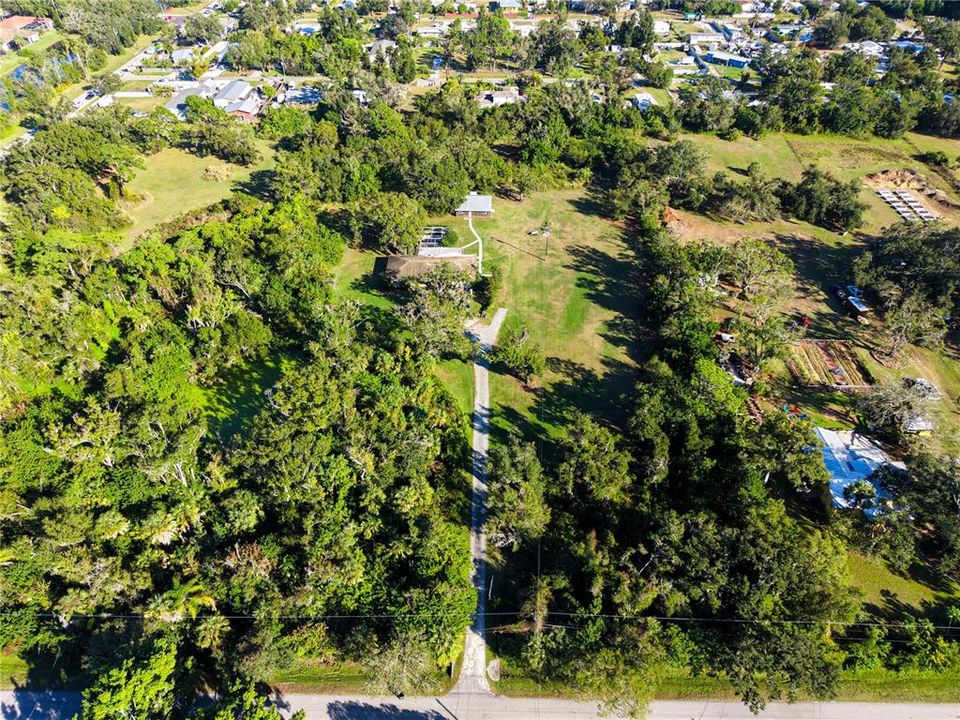 For Sale: $2,350,000 (5.10 acres)