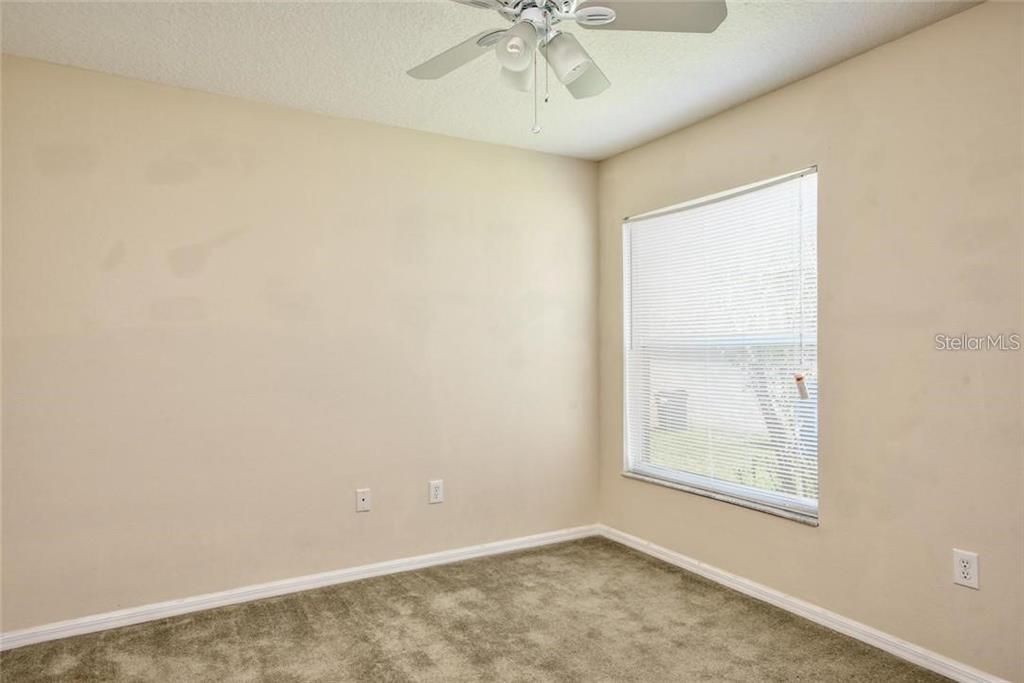 En Venta: $439,900 (3 camas, 2 baños, 1400 Pies cuadrados)