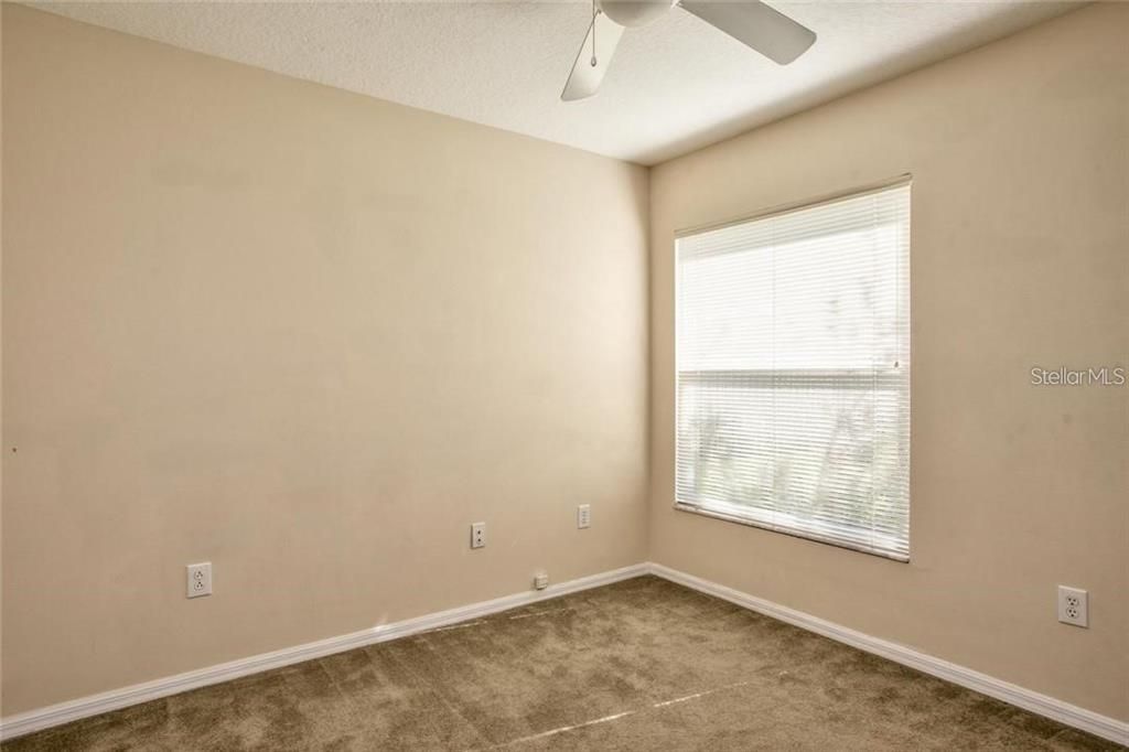 En Venta: $439,900 (3 camas, 2 baños, 1400 Pies cuadrados)