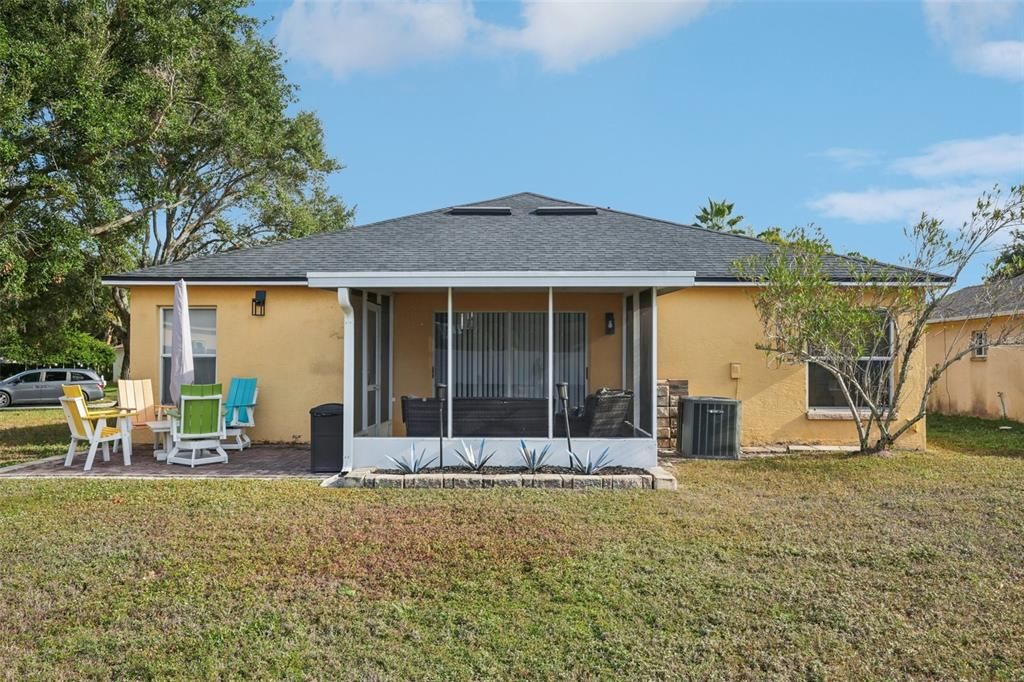 En Venta: $439,900 (3 camas, 2 baños, 1400 Pies cuadrados)