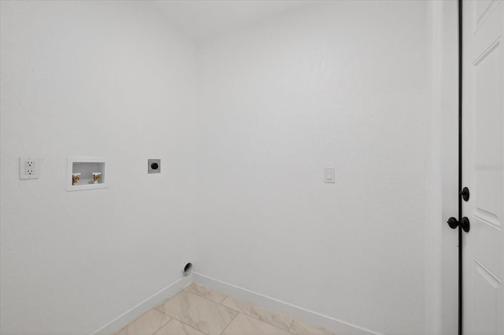 En Venta: $374,900 (3 camas, 2 baños, 1246 Pies cuadrados)