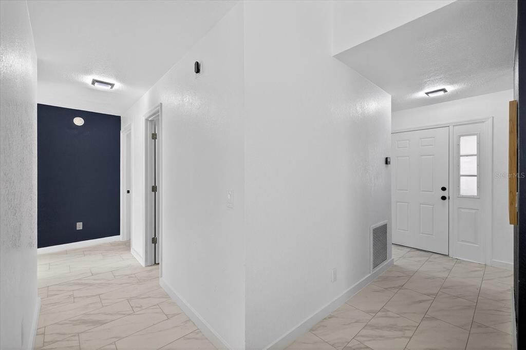 En Venta: $374,900 (3 camas, 2 baños, 1246 Pies cuadrados)