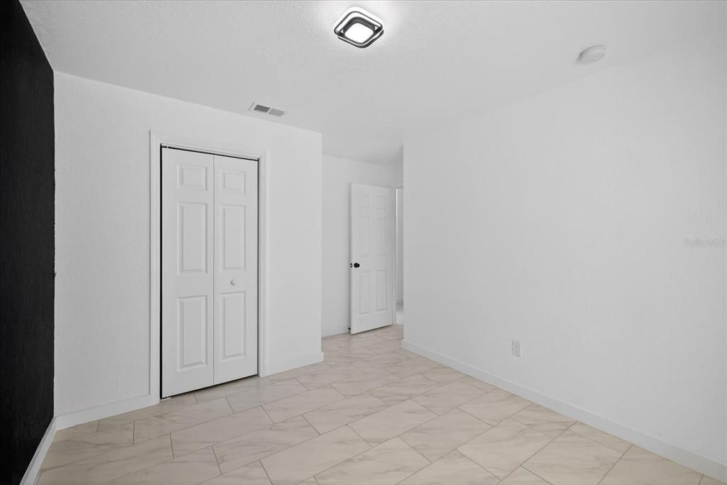 En Venta: $374,900 (3 camas, 2 baños, 1246 Pies cuadrados)