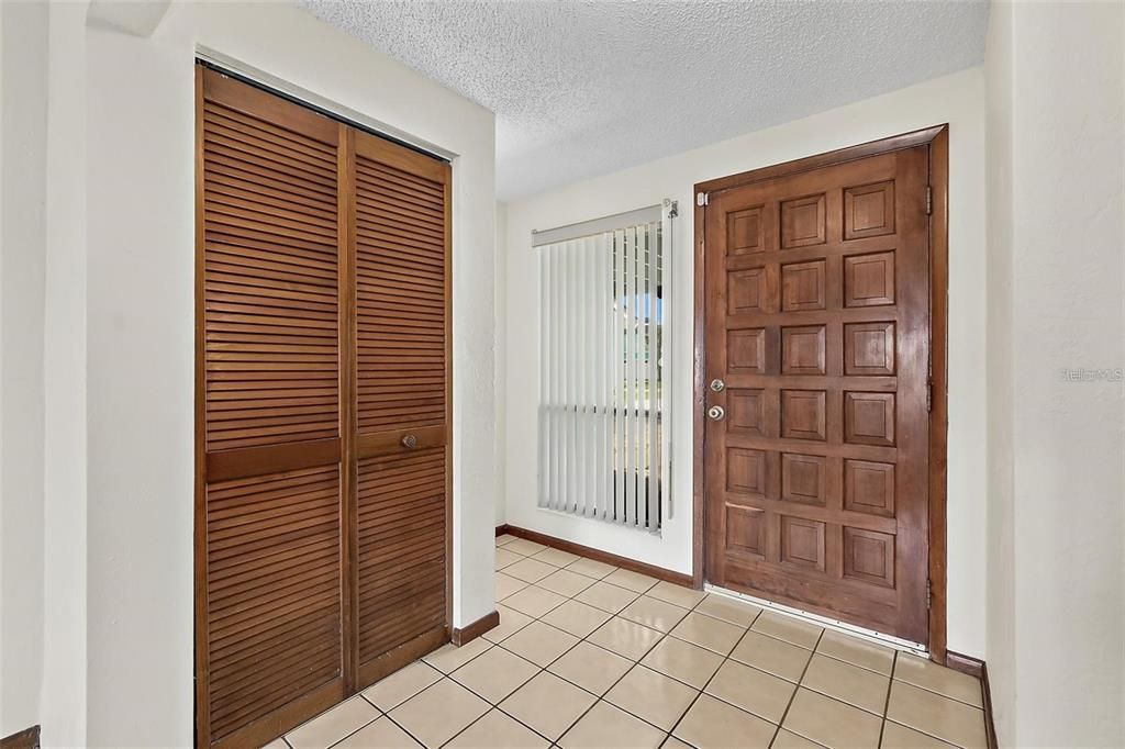 En Renta: $1,800 (3 camas, 2 baños, 1089 Pies cuadrados)