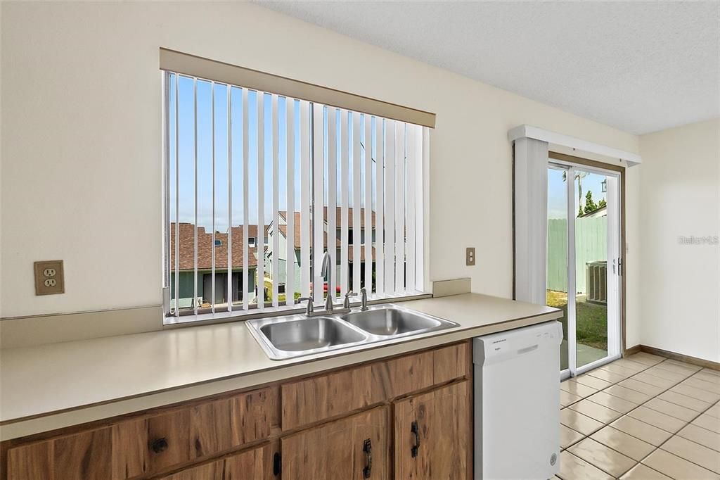 En Renta: $1,800 (3 camas, 2 baños, 1089 Pies cuadrados)