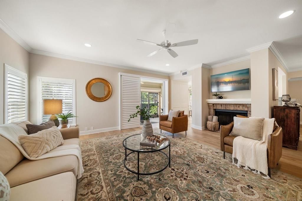 For Sale: $799,000 (3 beds, 2 baths, 2013 Square Feet)