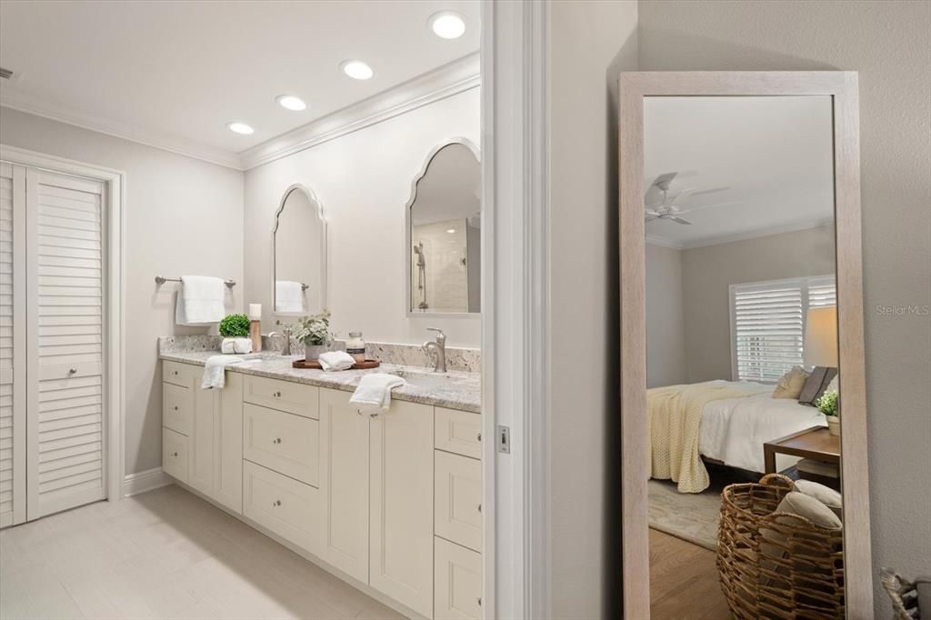 For Sale: $799,000 (3 beds, 2 baths, 2013 Square Feet)