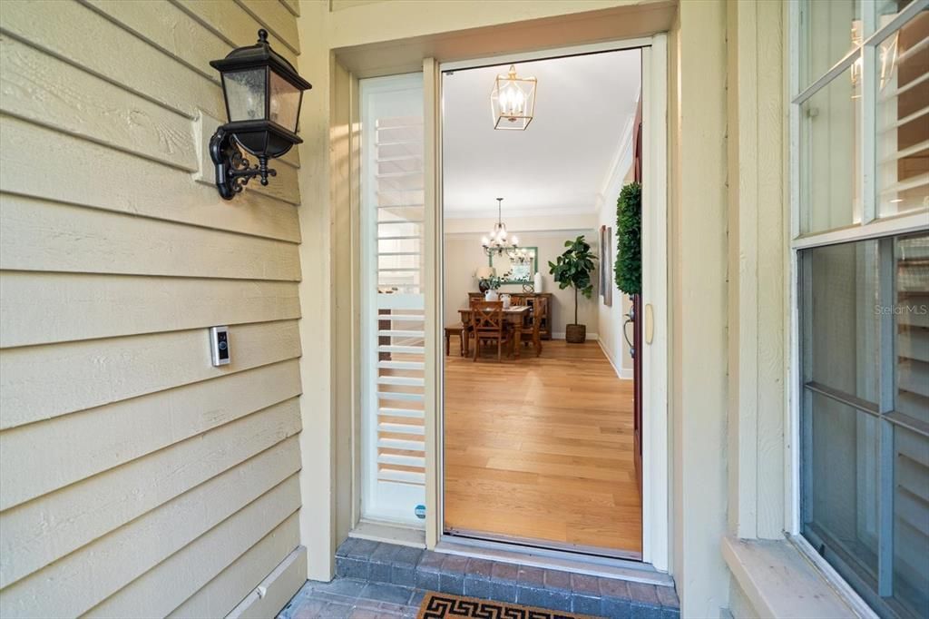 For Sale: $799,000 (3 beds, 2 baths, 2013 Square Feet)