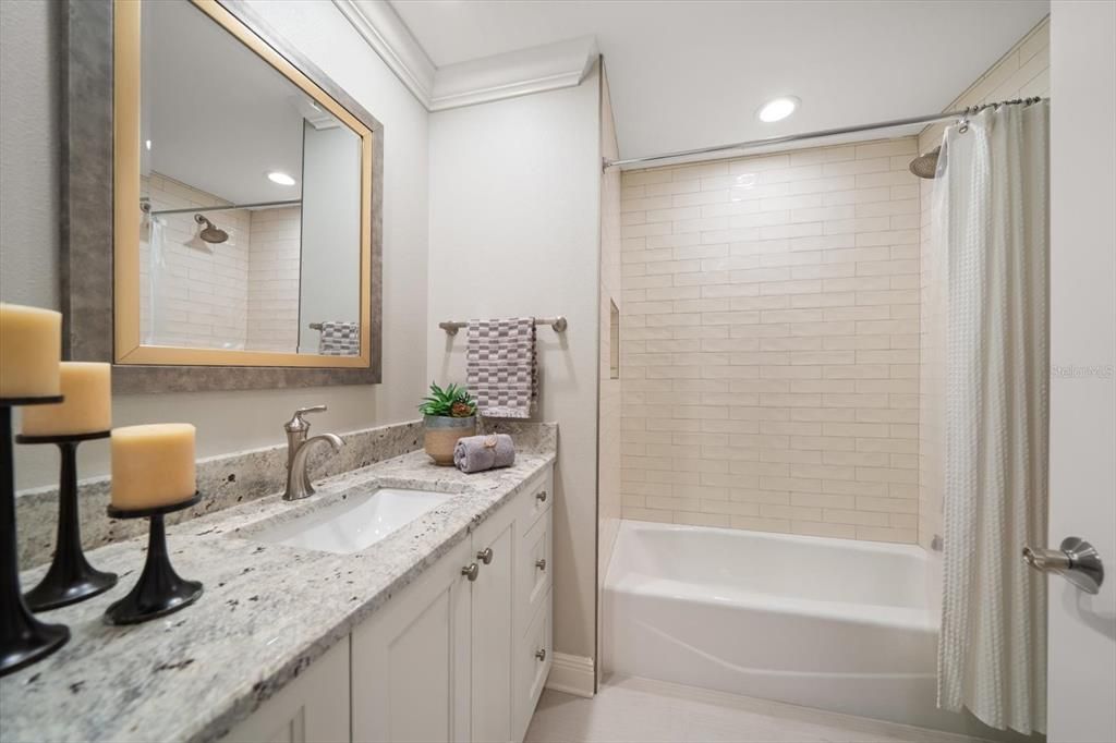 For Sale: $799,000 (3 beds, 2 baths, 2013 Square Feet)