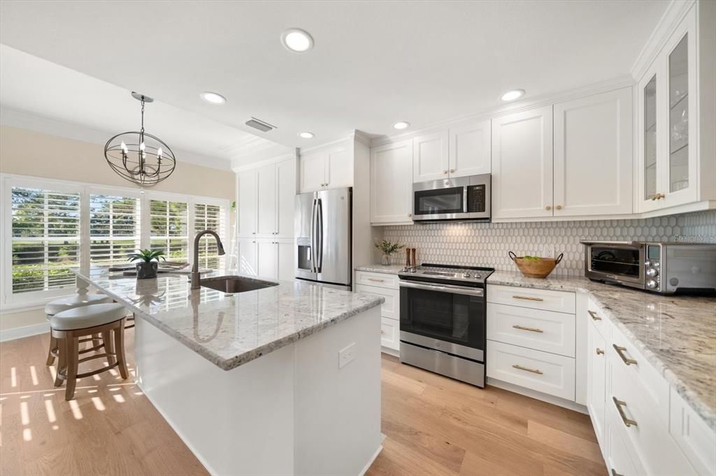 For Sale: $799,000 (3 beds, 2 baths, 2013 Square Feet)