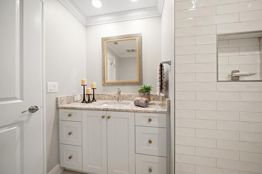 For Sale: $799,000 (3 beds, 2 baths, 2013 Square Feet)