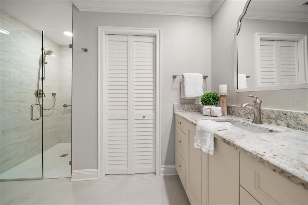 For Sale: $799,000 (3 beds, 2 baths, 2013 Square Feet)