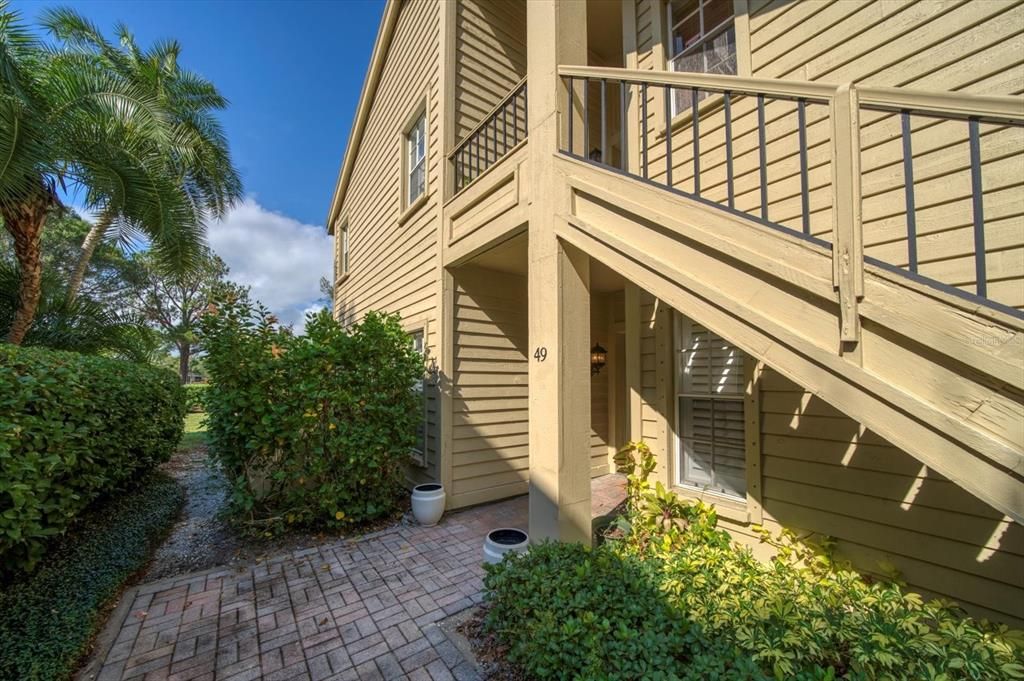 For Sale: $799,000 (3 beds, 2 baths, 2013 Square Feet)