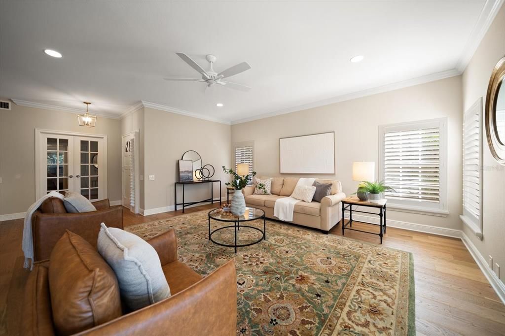 For Sale: $799,000 (3 beds, 2 baths, 2013 Square Feet)